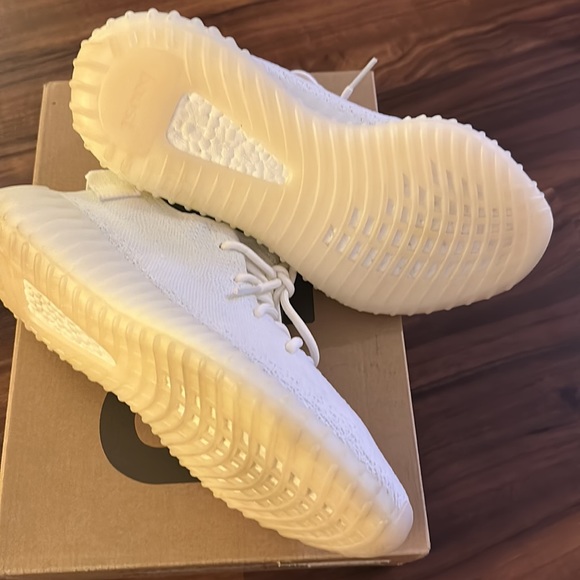 Yeezy boost 350 - Picture 4 of 6